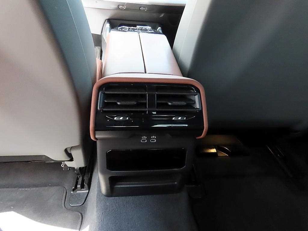 BMW 5시리즈 5시리즈 (G60) 530i xDrive M 스포츠 이미지 16