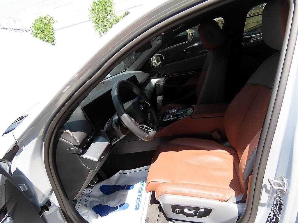 BMW 5시리즈 5시리즈 (G60) 530i xDrive M 스포츠 이미지 5