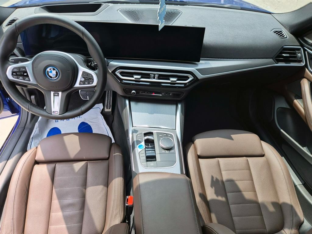 BMW i4 eDrive 40 M 스포츠 프로 이미지 10