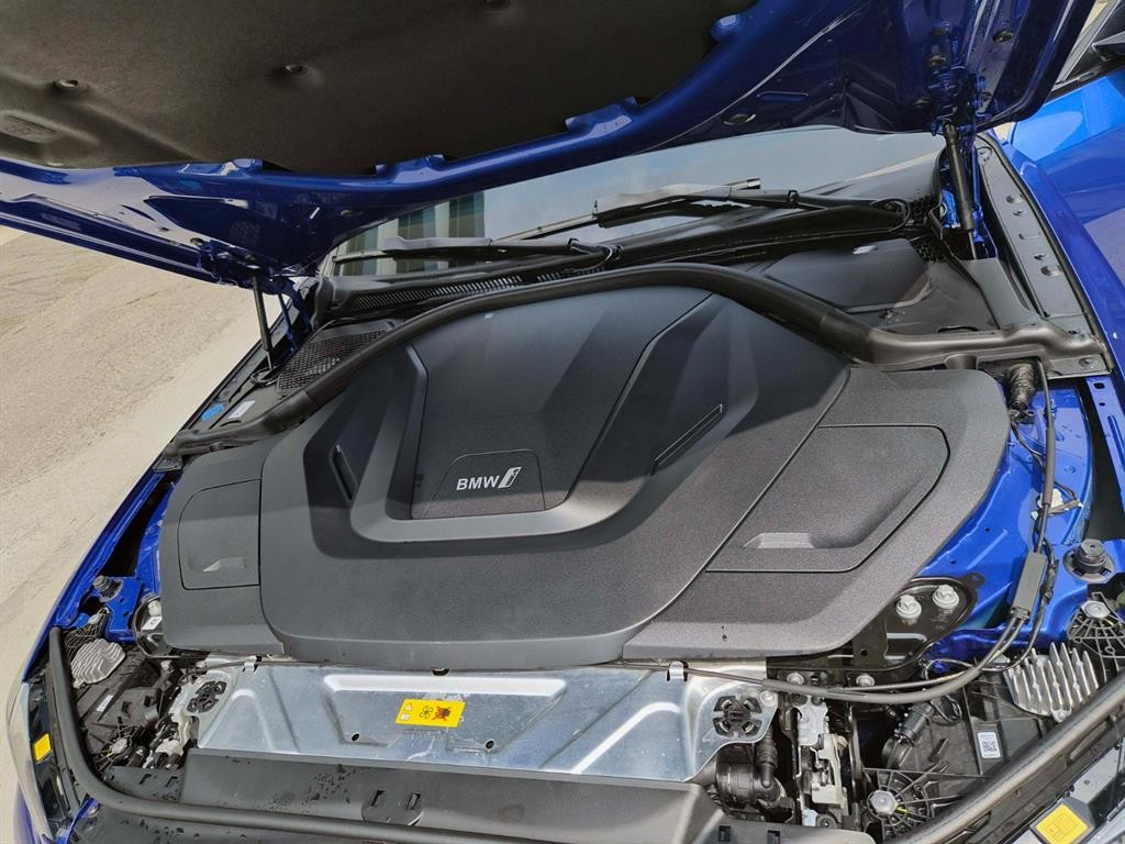 BMW i4 eDrive 40 M 스포츠 프로 이미지 19