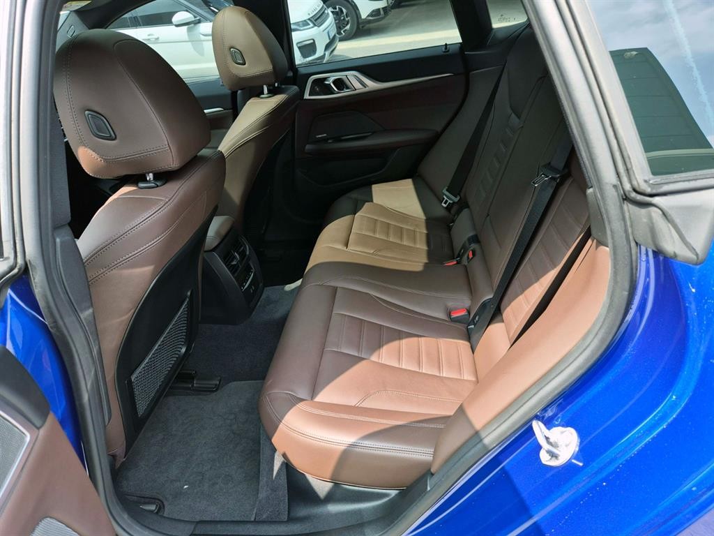 BMW i4 eDrive 40 M 스포츠 프로 이미지 7