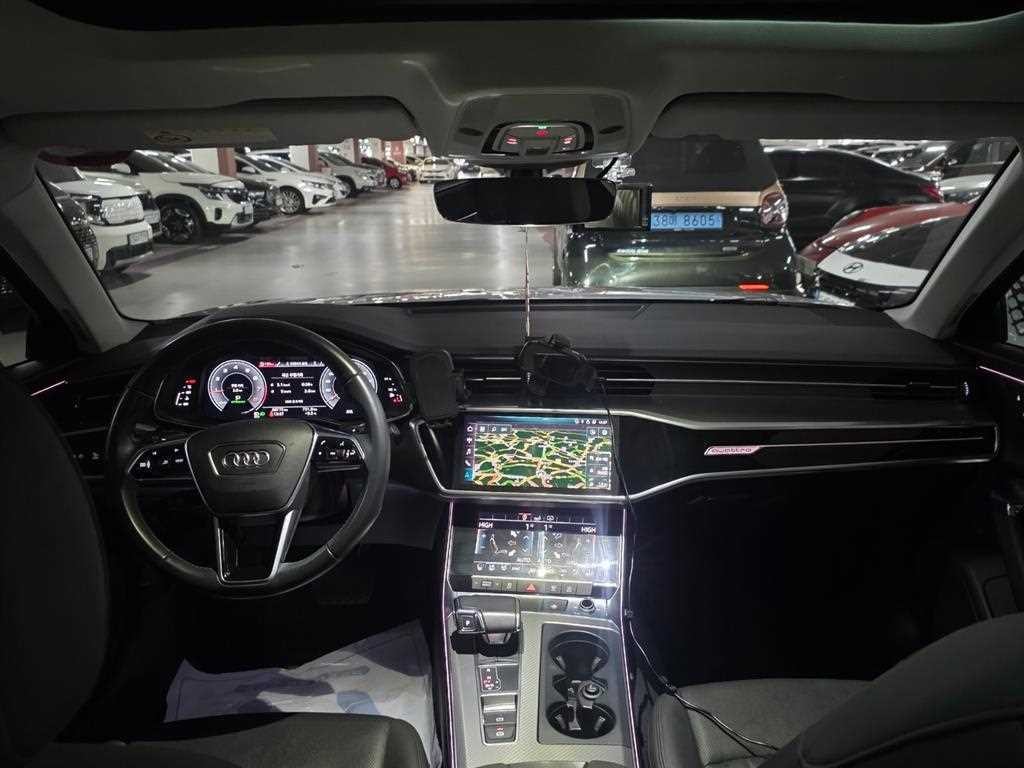 아우디 A6 A6 (C8) 45 TFSI 콰트로 프리미엄 이미지 11