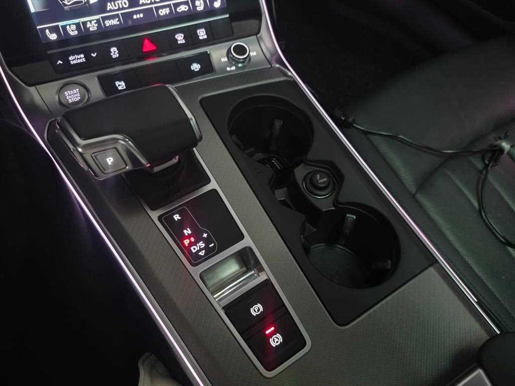 아우디 A6 A6 (C8) 45 TFSI 콰트로 프리미엄 이미지 15