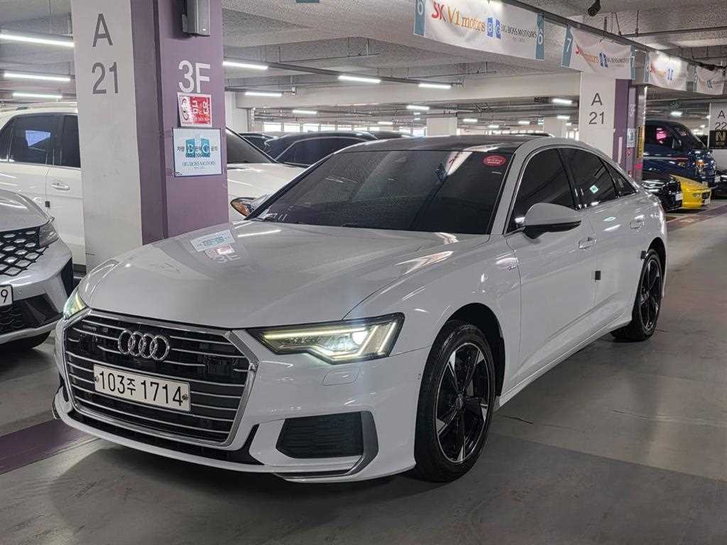 아우디 A6 A6 (C8) 45 TFSI 콰트로 프리미엄 이미지 2
