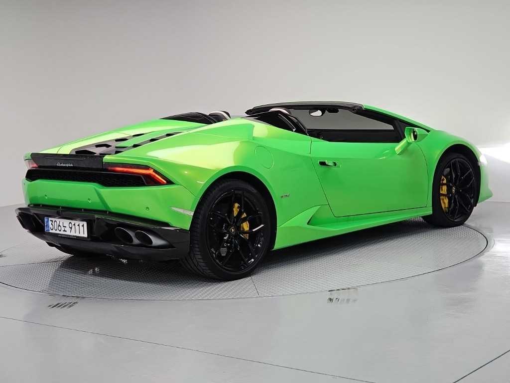 람보르기니 우라칸 LP610-4 스파이더 이미지 4