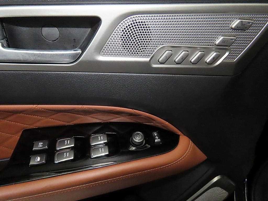 KG모빌리티(쌍용) 렉스턴 G4렉스턴 디젤 2.2 4WD 헤리티지 이미지 12