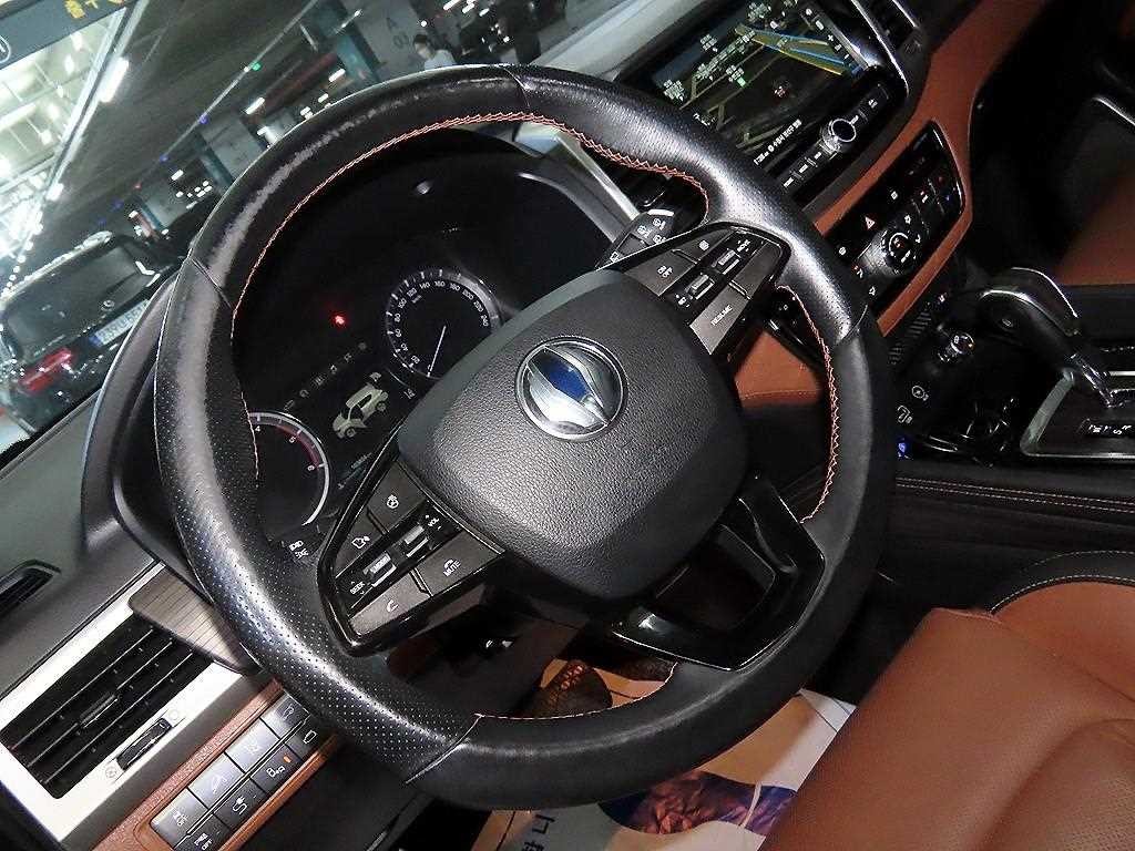 KG모빌리티(쌍용) 렉스턴 G4렉스턴 디젤 2.2 4WD 헤리티지 이미지 7