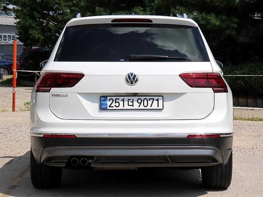 폭스바겐 티구안 티구안(2세대) 2.0 TDI 프레스티지 이미지 4