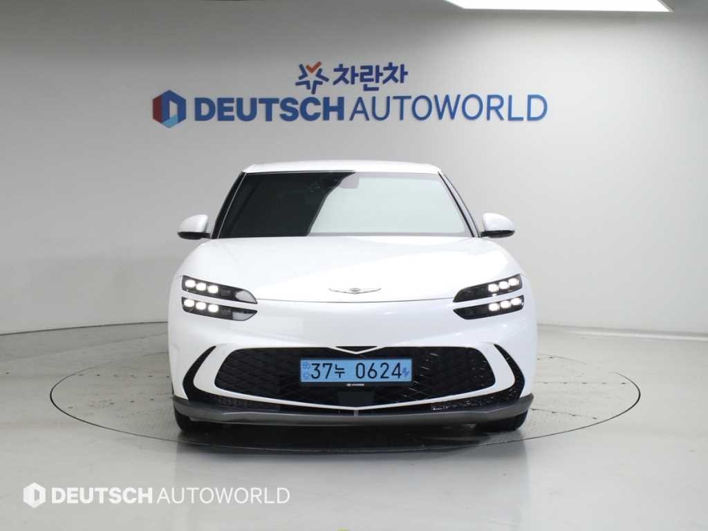 제네시스 GV60 스탠다드 2WD 이미지 3