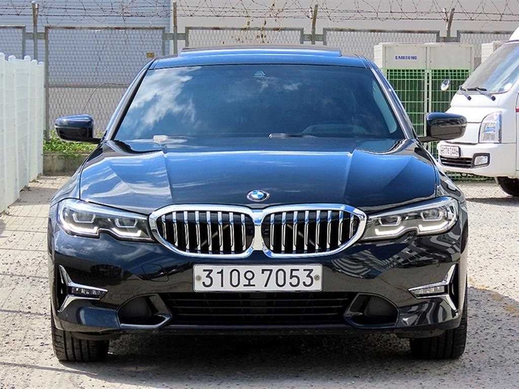 BMW 3시리즈 3시리즈 (G20) 320d M 스포츠 이미지 1