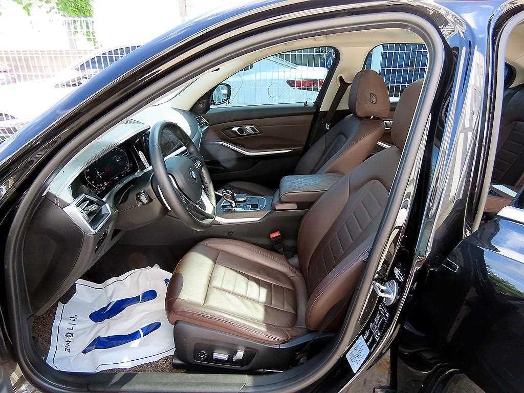 BMW 3시리즈 3시리즈 (G20) 320d M 스포츠 이미지 5