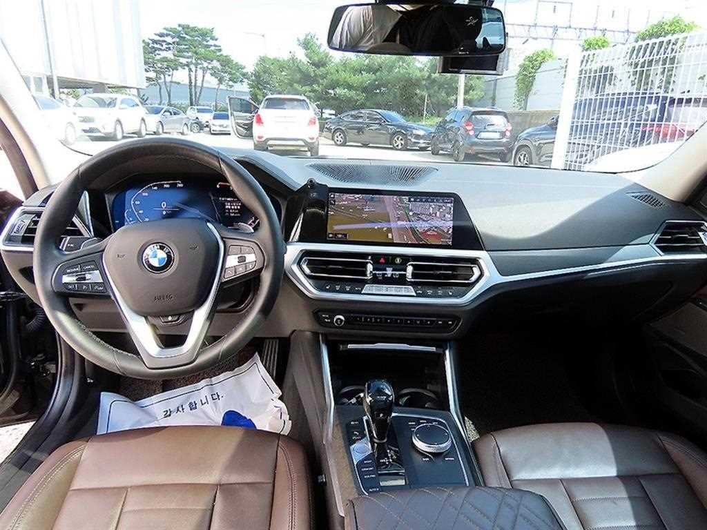 BMW 3시리즈 3시리즈 (G20) 320d M 스포츠 이미지 7