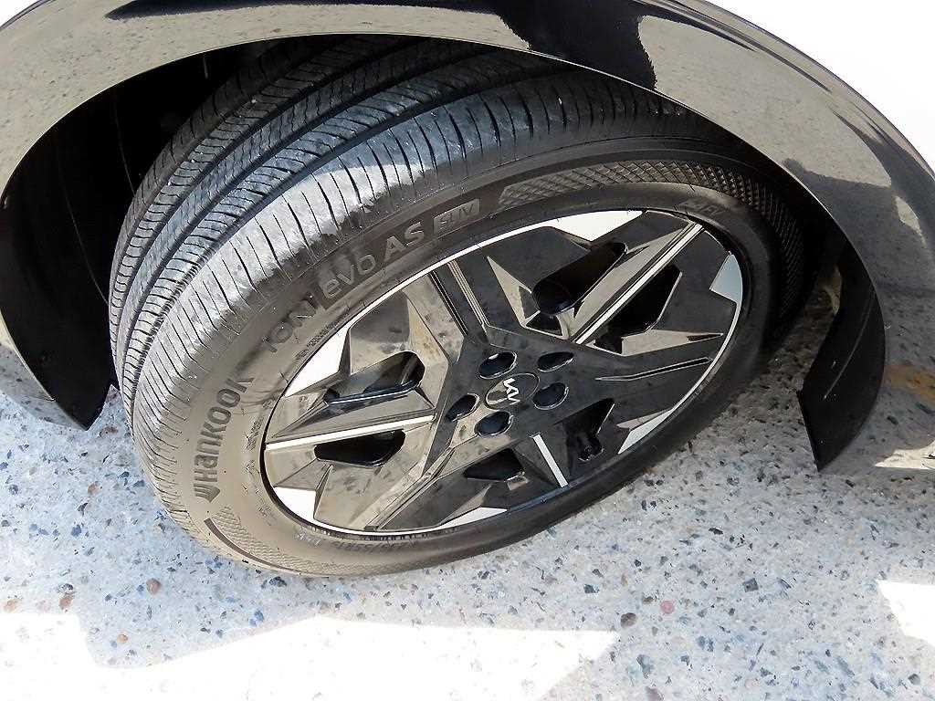기아 EV6 더 뉴 EV6 롱레인지 4WD 어스 이미지 20