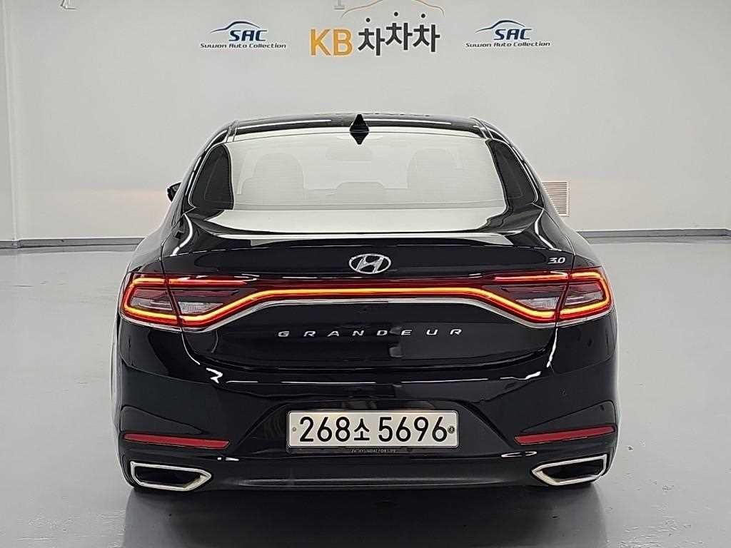 현대 그랜저 그랜저 IG 3.0 GDI 모던 베이직(렌터카) 이미지 3