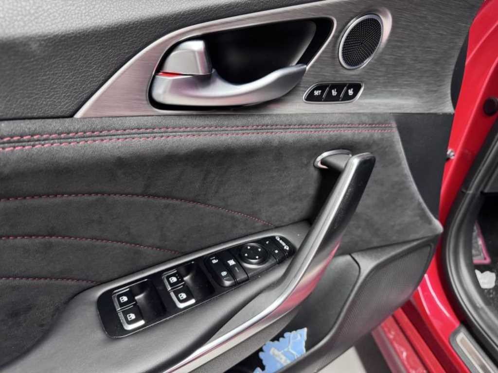 기아 스팅어 스팅어 마이스터 AWD 3.3 GT 아크로 에디션 이미지 12