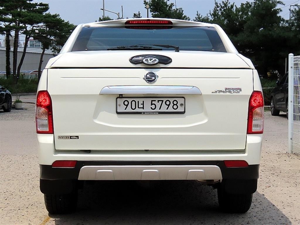 KG모빌리티(쌍용) 코란도 코란도스포츠 디젤 2WD CX5 패션 이미지 4