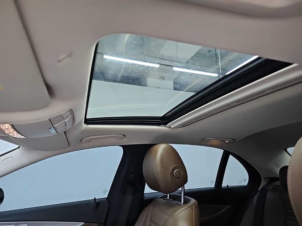 벤츠 E 클래스 E-클래스 W213 E300 AMG LINE 이미지 15