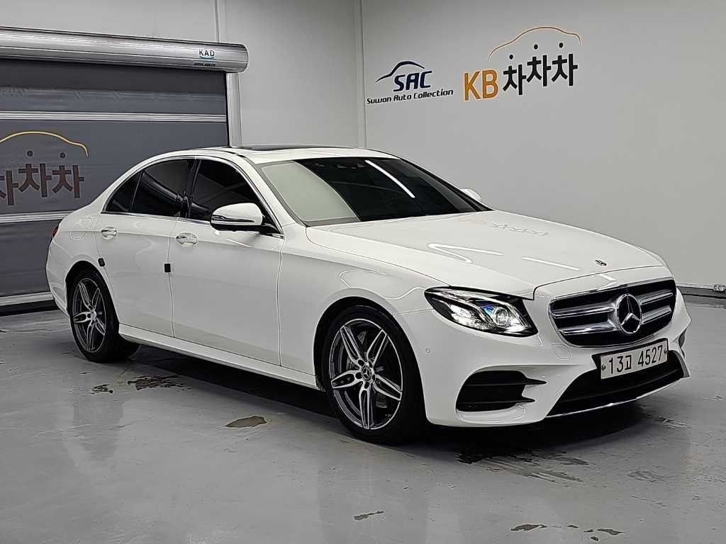벤츠 E 클래스 E-클래스 W213 E300 AMG LINE 이미지 4