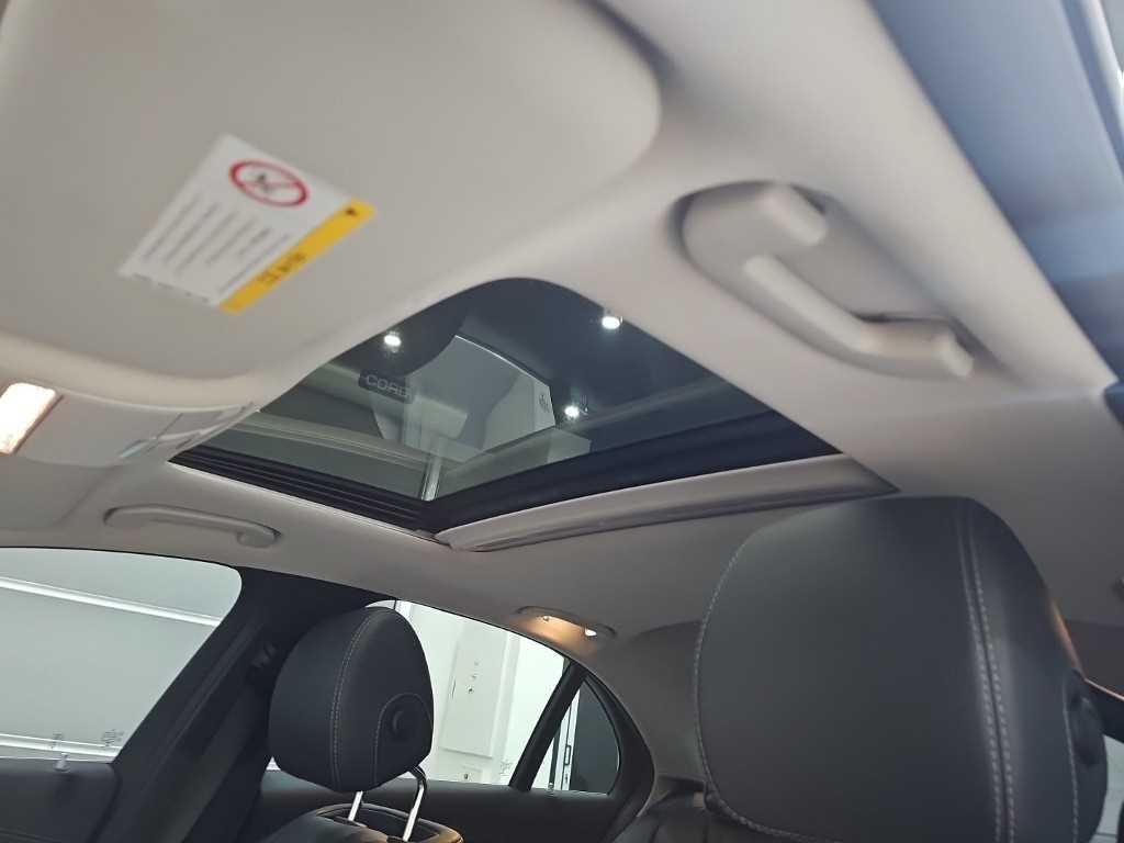 벤츠 E 클래스 E-클래스 W213 E220d 익스클루시브 이미지 14