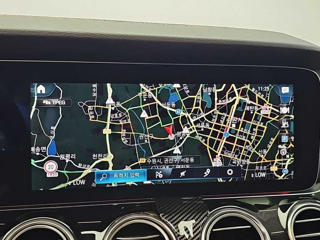 벤츠 E 클래스 E-클래스 W213 E450 4MATIC 익스클루시브 이미지 15