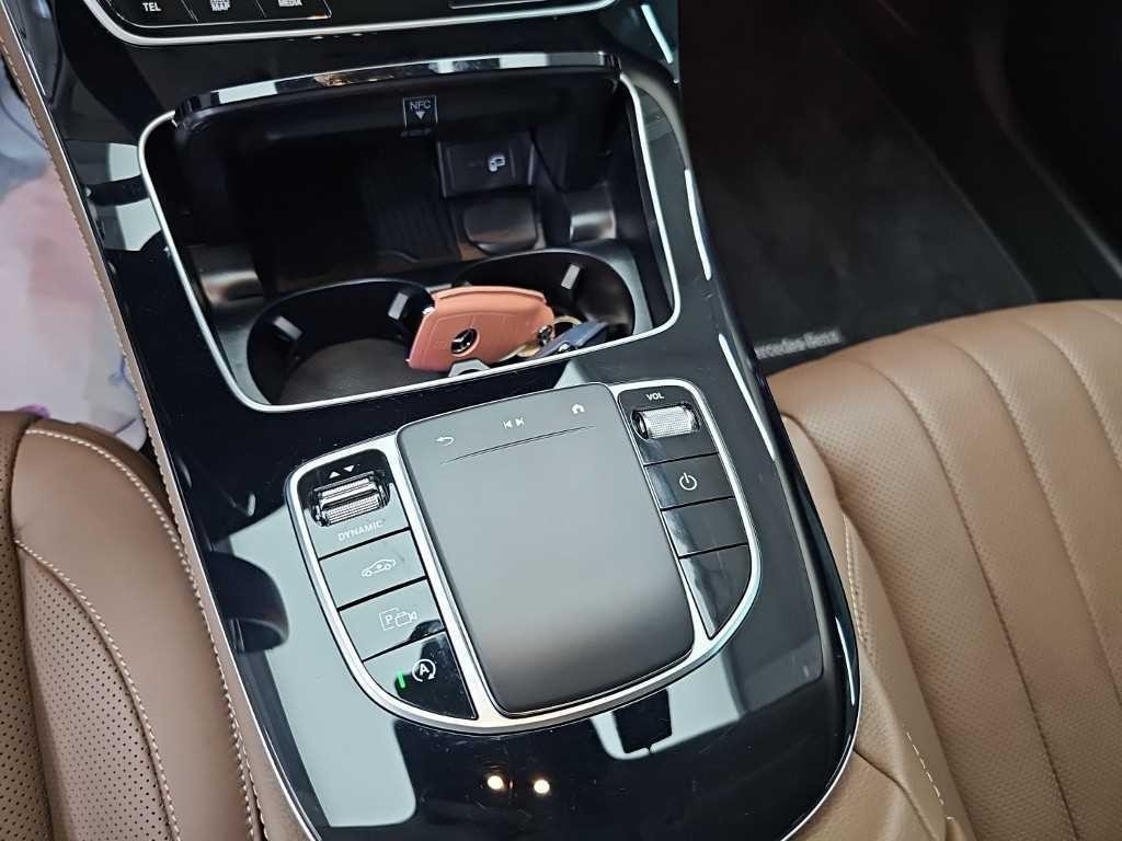 벤츠 E 클래스 E-클래스 W213 E450 4MATIC 익스클루시브 이미지 17