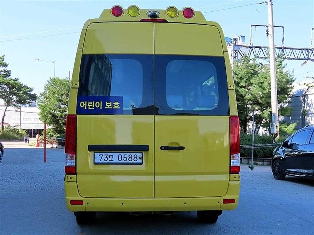 현대 솔라티 어린이버스 23인승 이미지 4
