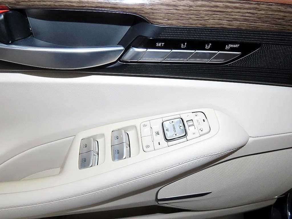 제네시스 G90 3.8 GDI AWD 럭셔리 이미지 13