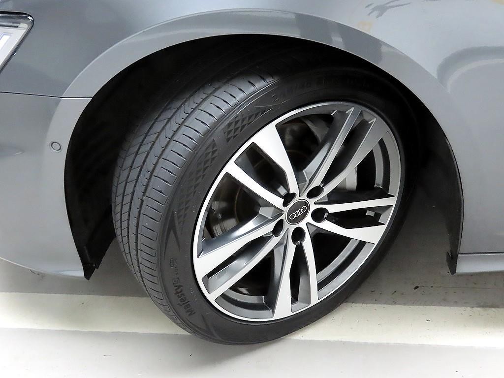 아우디 A6 A6 (C8) 45 TFSI 프리미엄 이미지 19