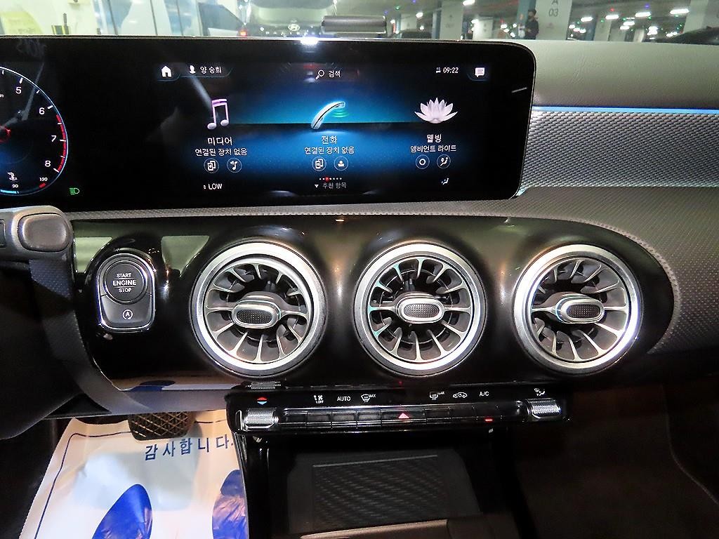 벤츠 A 클래스 A클래스 W177 A220 해치백 이미지 11