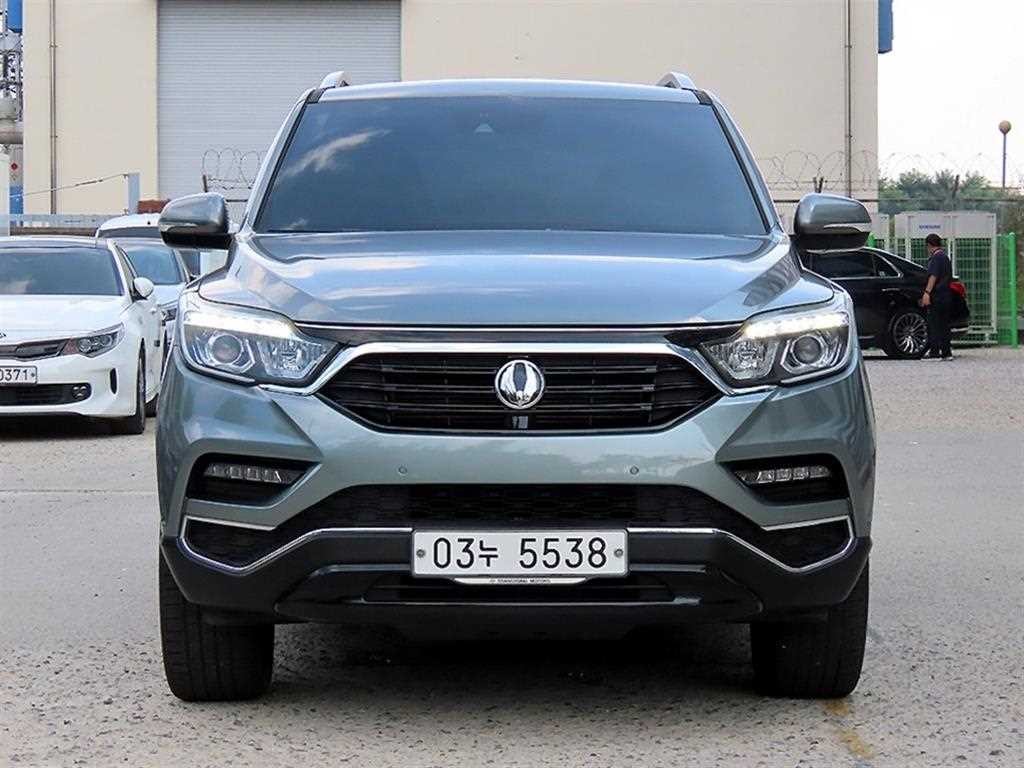KG모빌리티(쌍용) 렉스턴 G4렉스턴 디젤 2.2 4WD 마제스티 이미지 1