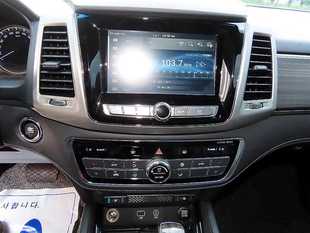KG모빌리티(쌍용) 렉스턴 G4렉스턴 디젤 2.2 4WD 마제스티 이미지 13