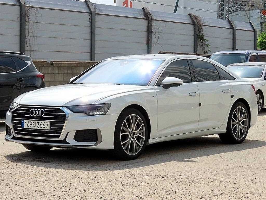 아우디 A6 A6 (C8) 45 TDI 콰트로 프리미엄 이미지 2