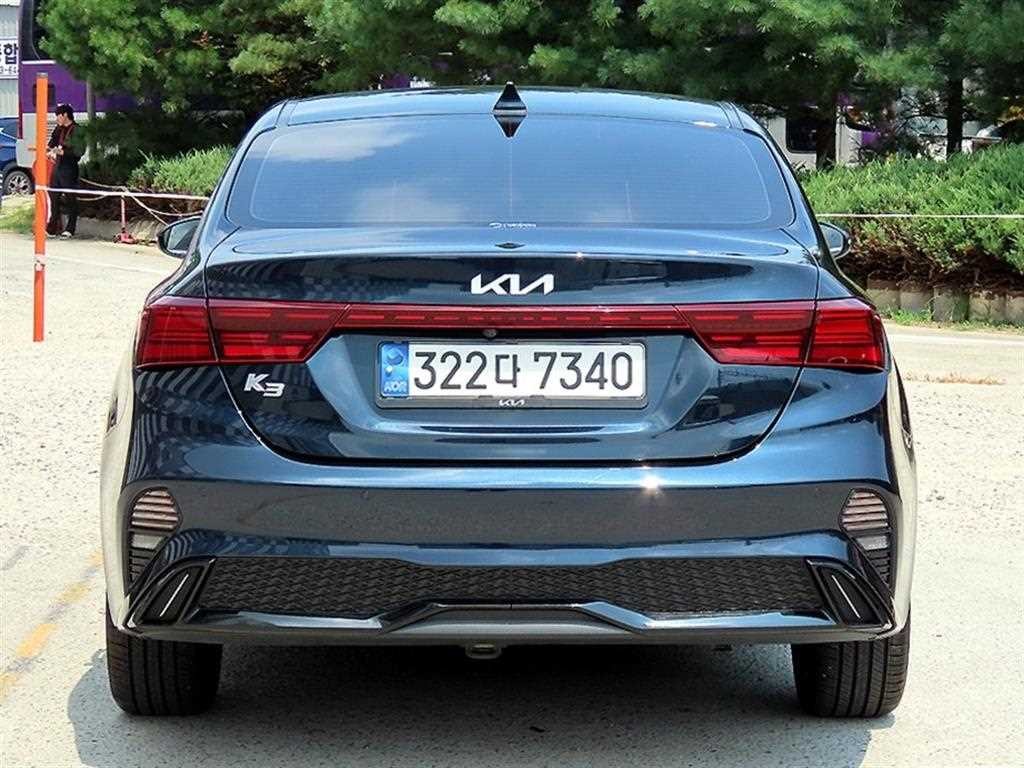 기아 K3 더뉴 K3 2세대 1.6 가솔린 시그니처 이미지 4