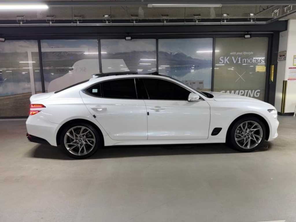 제네시스 G70 더 뉴 G70 가솔린 2.0T 4WD 이미지 3