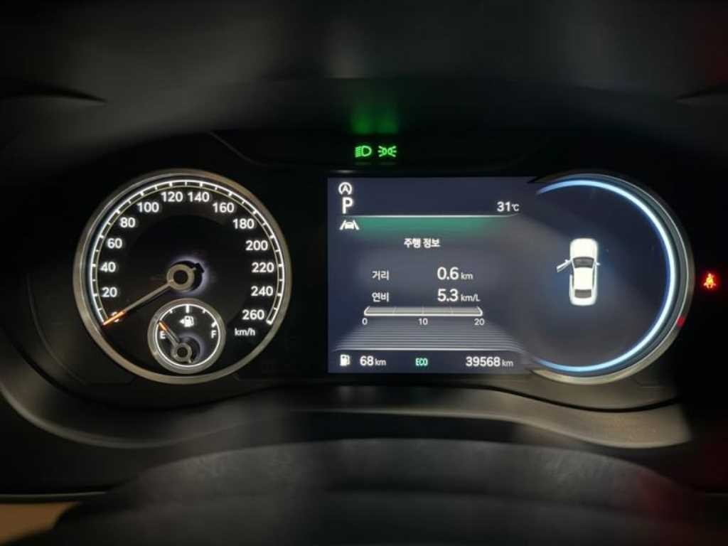 제네시스 G70 더 뉴 G70 가솔린 2.0T 4WD 이미지 9