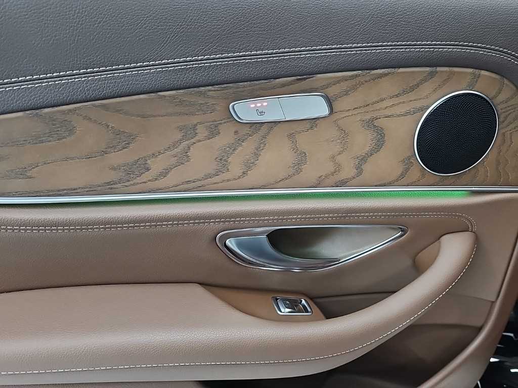 벤츠 E 클래스 E-클래스 W213 E220d 4MATIC 익스클루시브 이미지 13