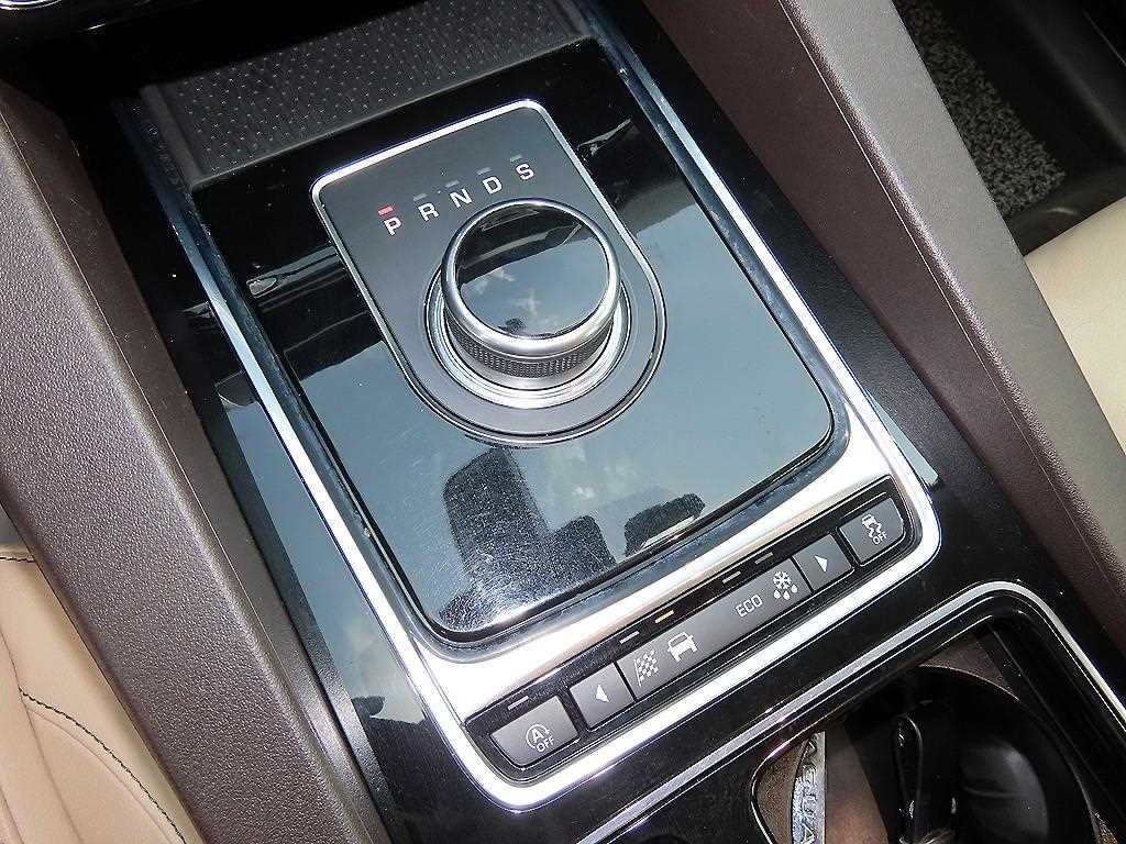 재규어 F-PACE 20d 프레스티지 이미지 10