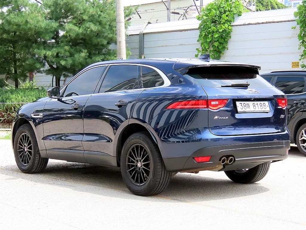 재규어 F-PACE 20d 프레스티지 이미지 3