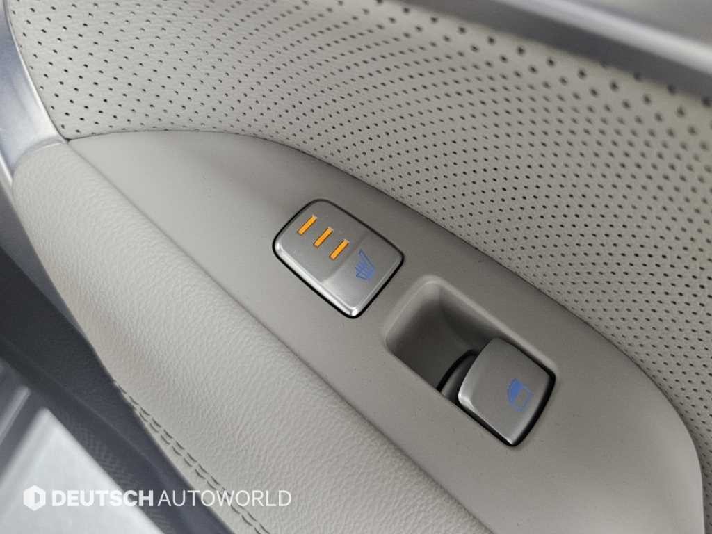 제네시스 G70 2.0T AWD 엘리트 이미지 16