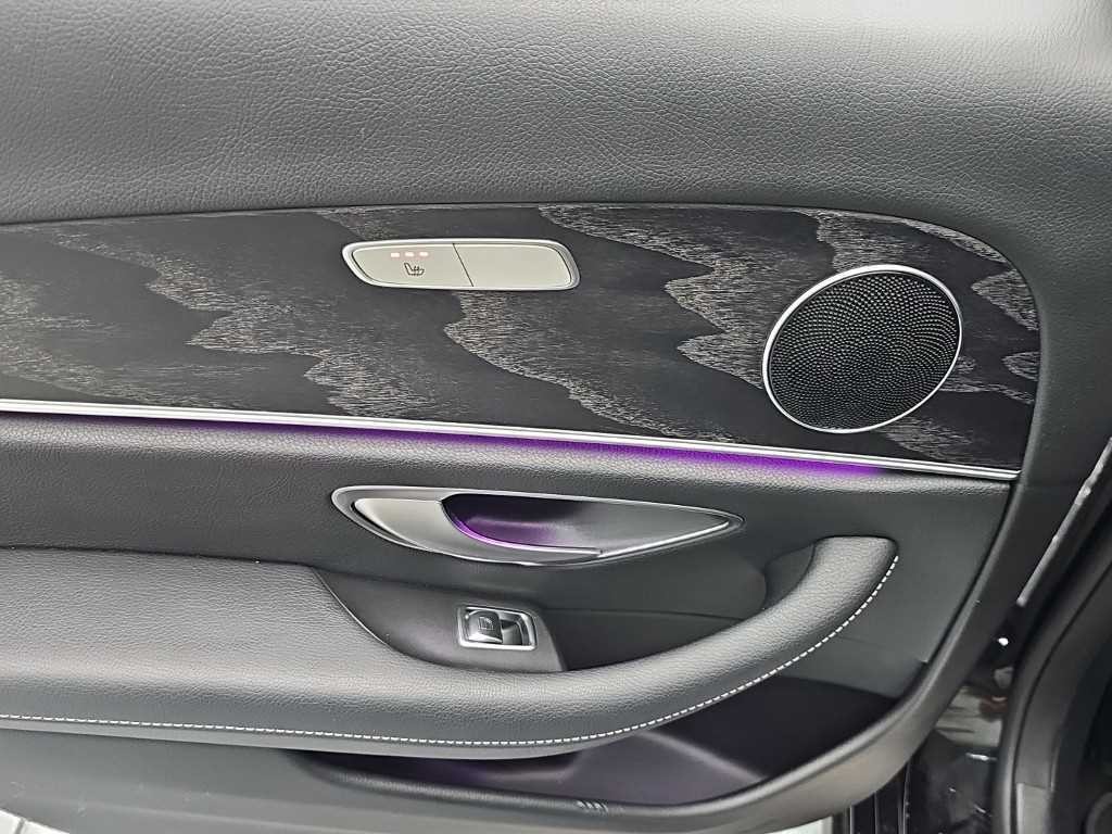 벤츠 E 클래스 E-클래스 W213 E300 4MATIC 아방가르드 이미지 13