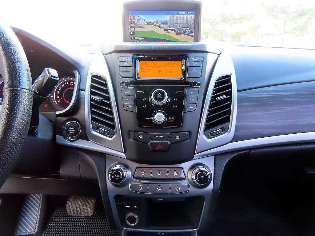 KG모빌리티(쌍용) 코란도 뉴코란도C 2WD 2.2 RX 고급형 이미지 14