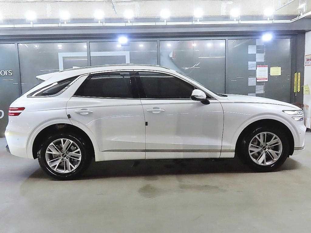 제네시스 GV70 2.5T 가솔린 AWD 기본형 이미지 3