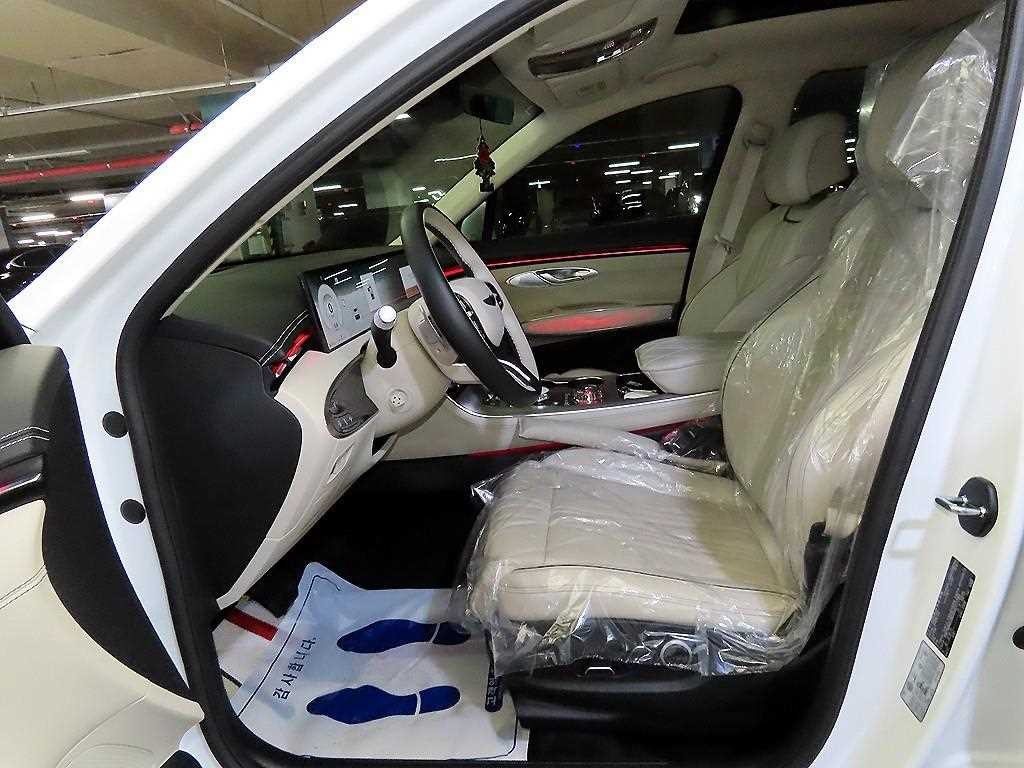 제네시스 GV70 2.5T 가솔린 AWD 기본형 이미지 6