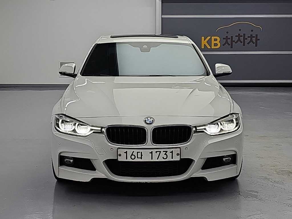 BMW 3시리즈 3시리즈 (F30) 320i M 스포츠 이미지 2