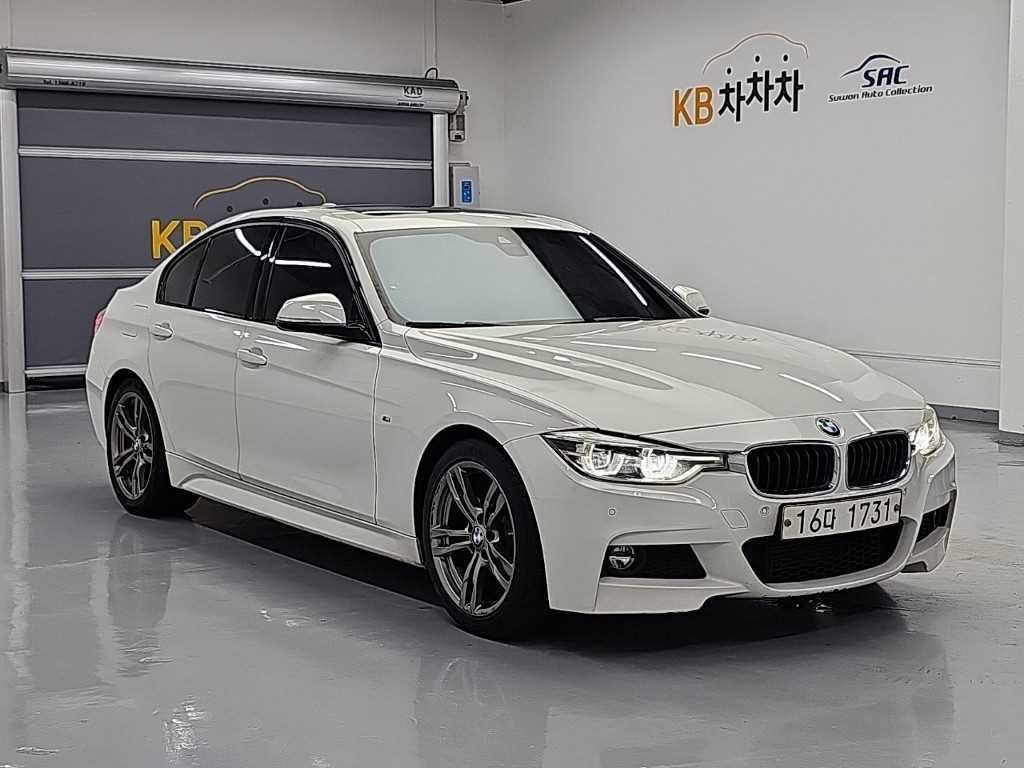 BMW 3시리즈 3시리즈 (F30) 320i M 스포츠 이미지 4