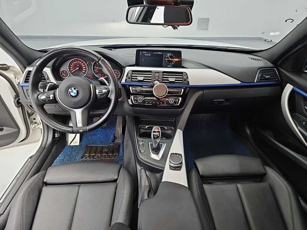 BMW 3시리즈 3시리즈 (F30) 320i M 스포츠 이미지 7