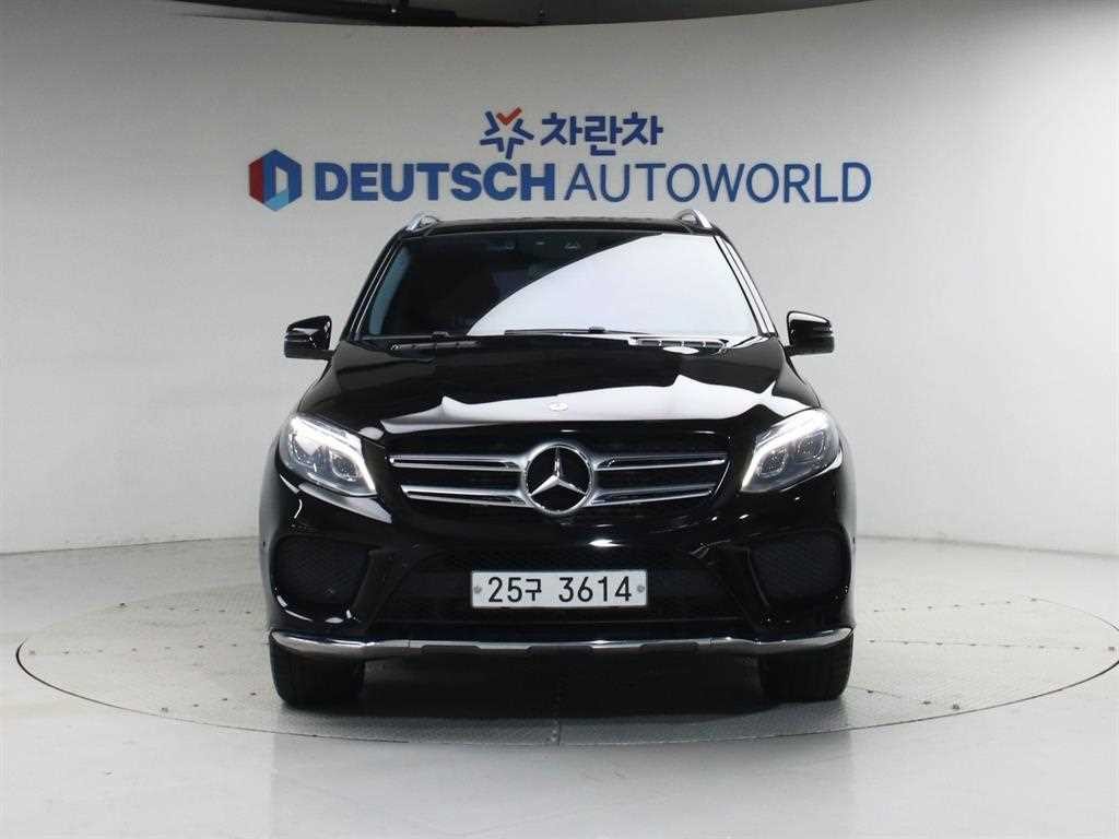 벤츠 GLE 클래스 GLE 클래스 W166 GLE 350 d 4MATIC 이미지 1