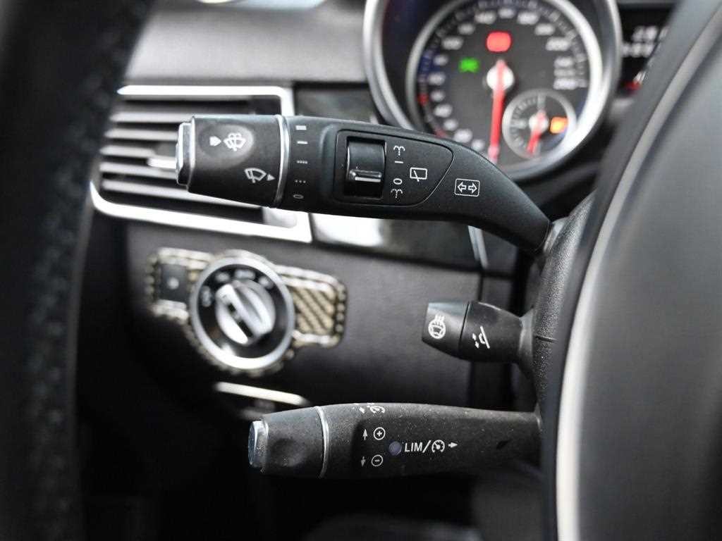 벤츠 GLE 클래스 GLE 클래스 W166 GLE 350 d 4MATIC 이미지 17