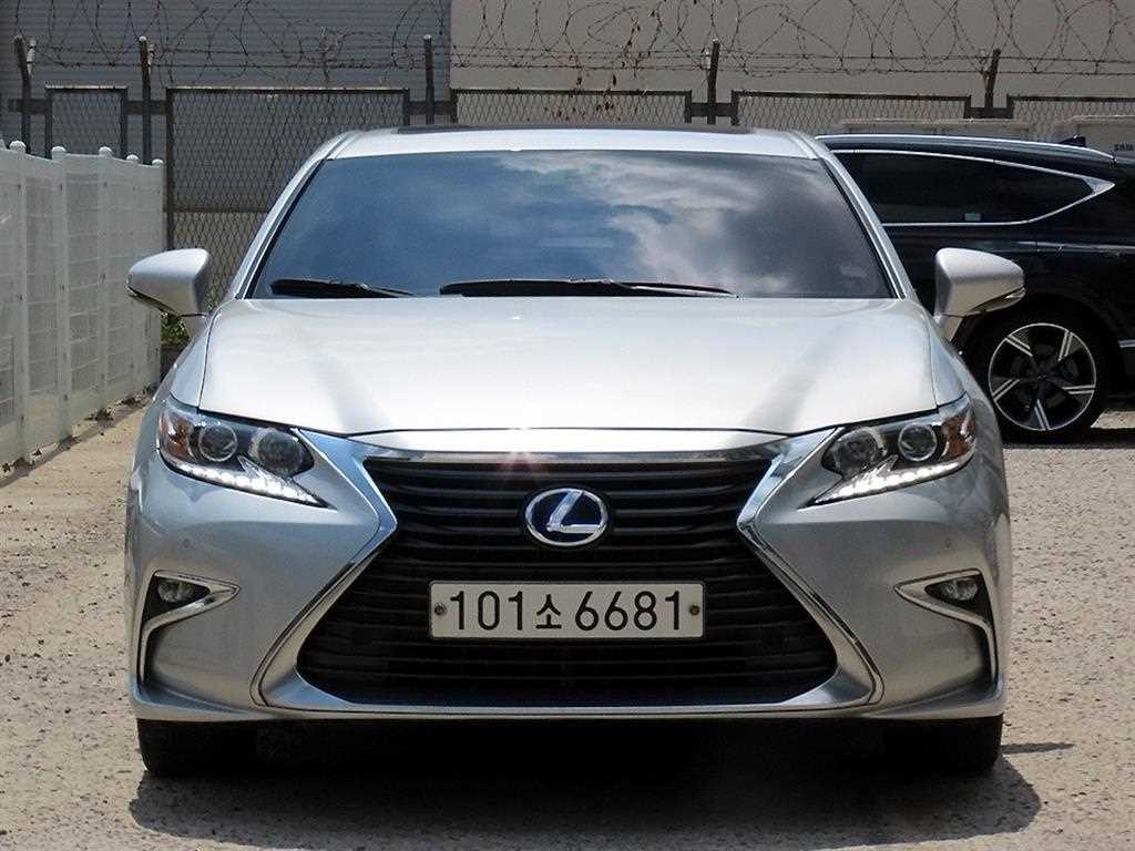 렉서스 ES 뉴ES300h 프리미엄 이미지 1