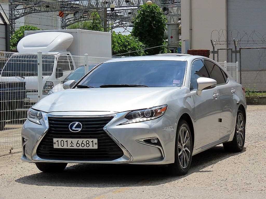 렉서스 ES 뉴ES300h 프리미엄 이미지 2
